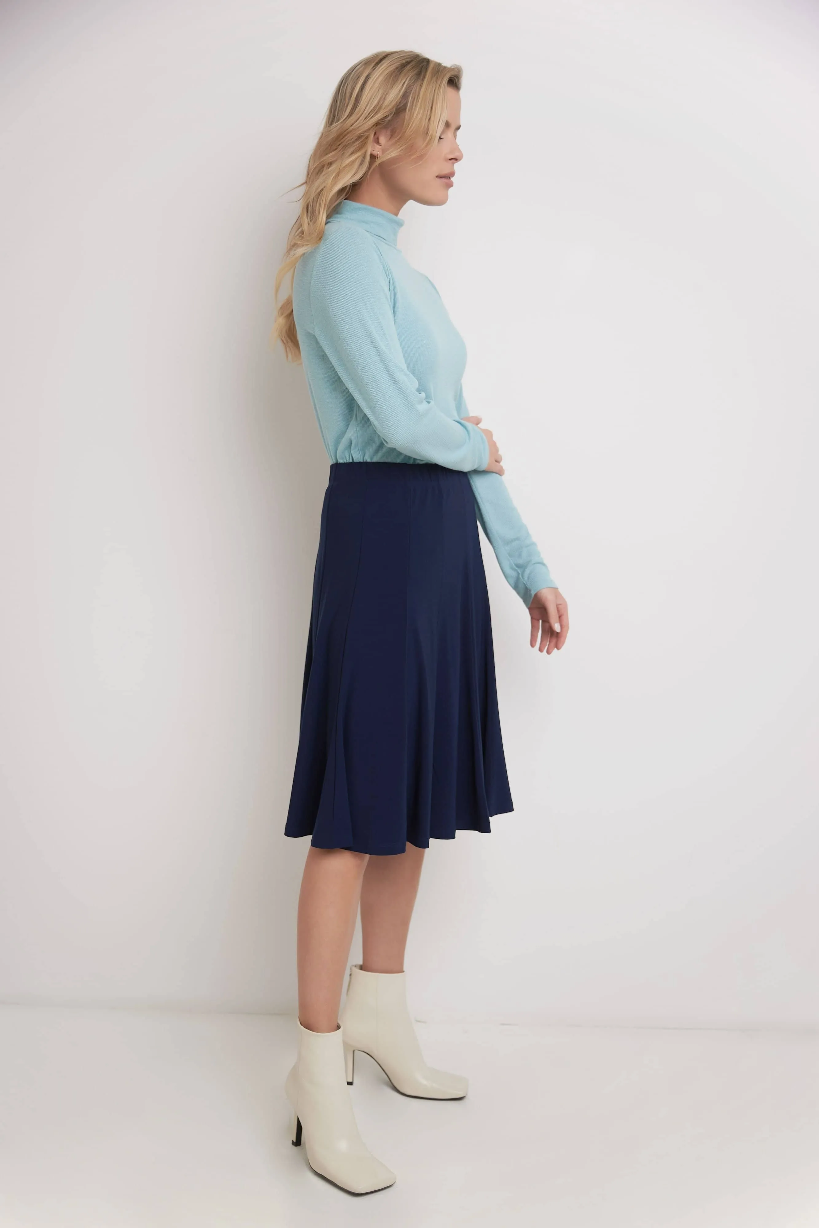 Bell Shaped Long Skirt with Flippy Flare