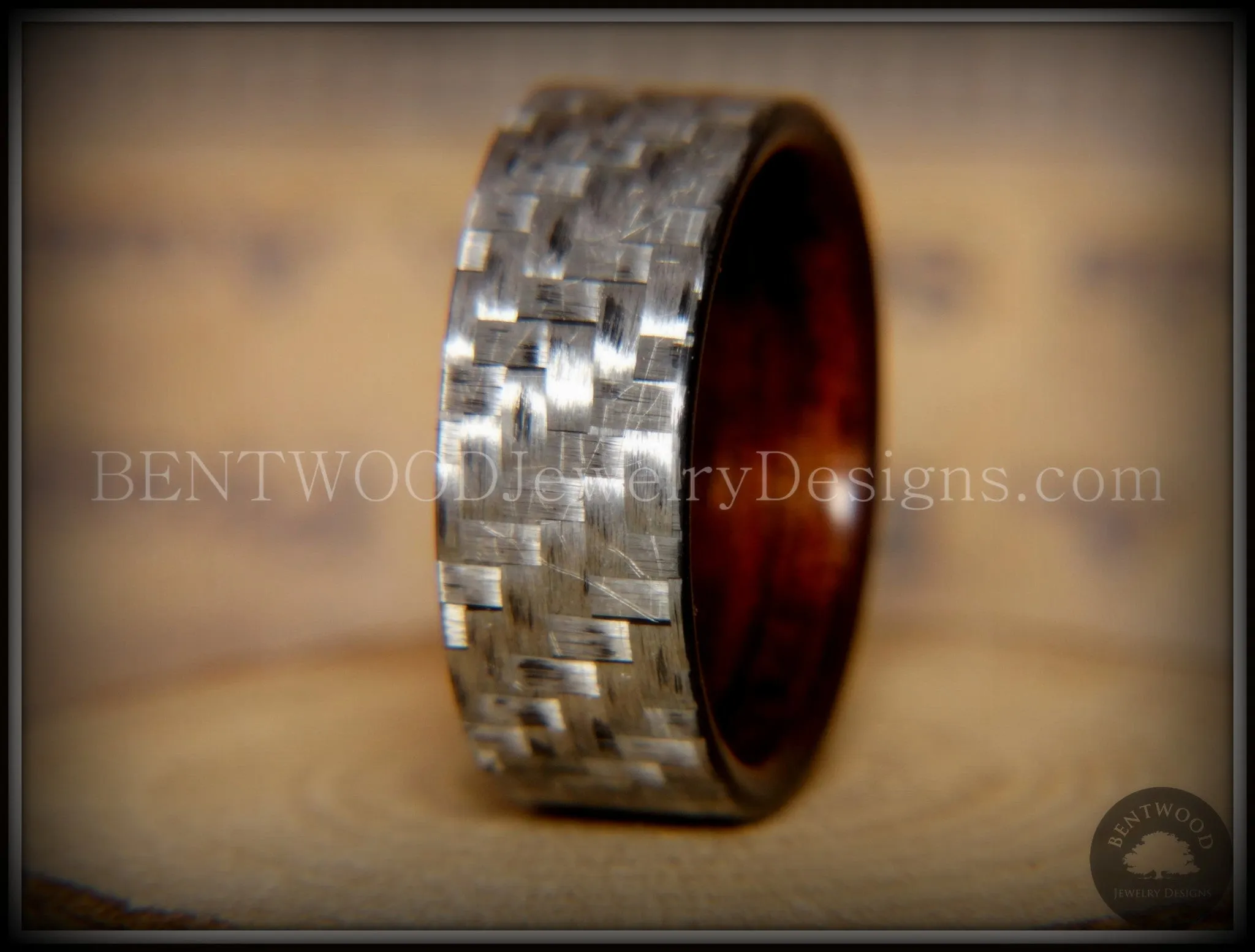 Bentwood Ring - Silver Twill Carbon Fiber on Rosewood Wood Comfort Fit Core