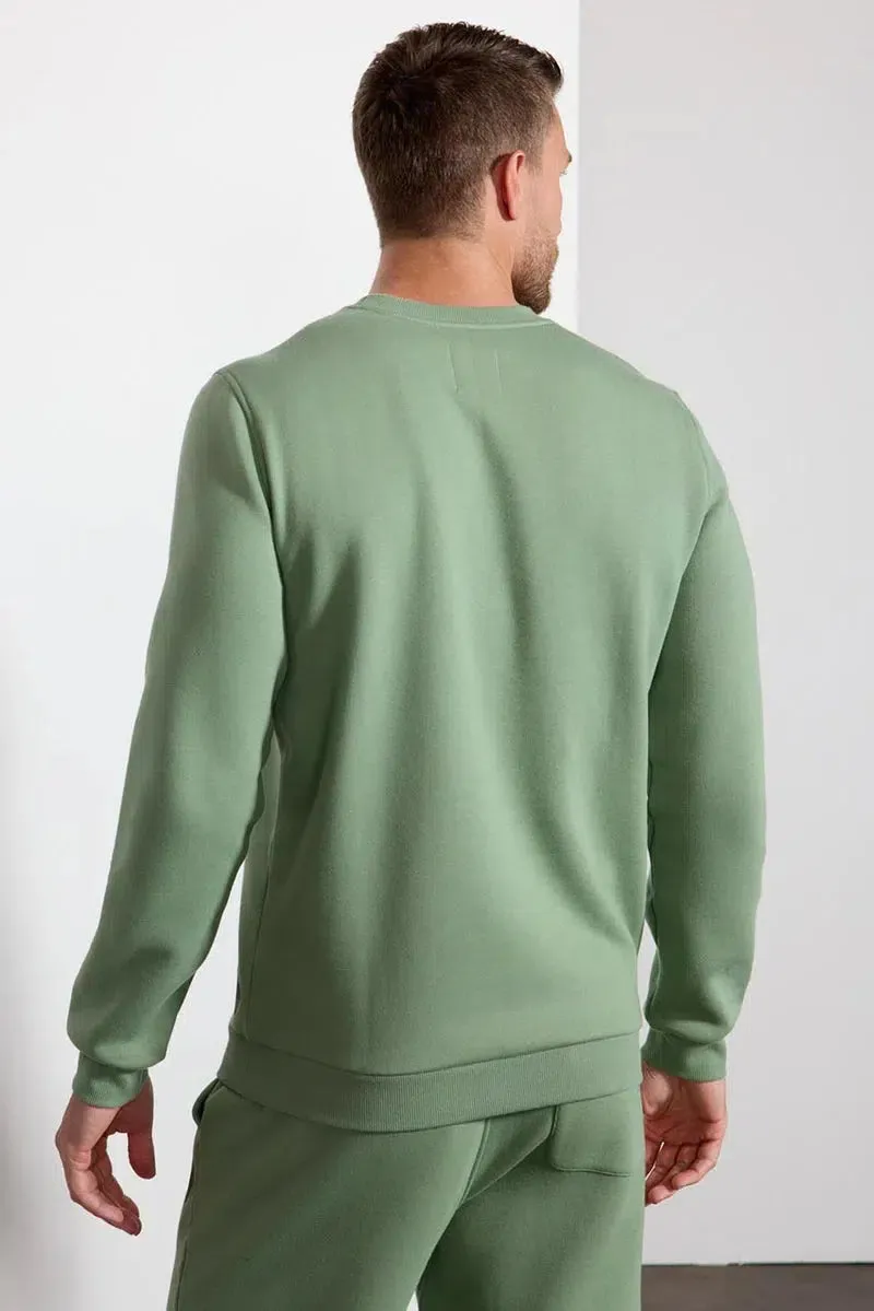 Comfort Crew Neck in Hedge Green