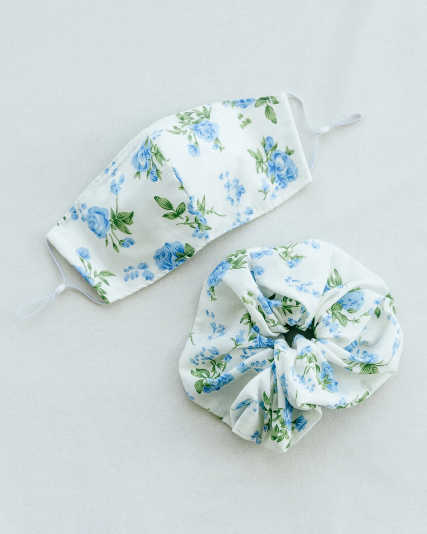 Scrunchie   Mask Set – Blue Floral